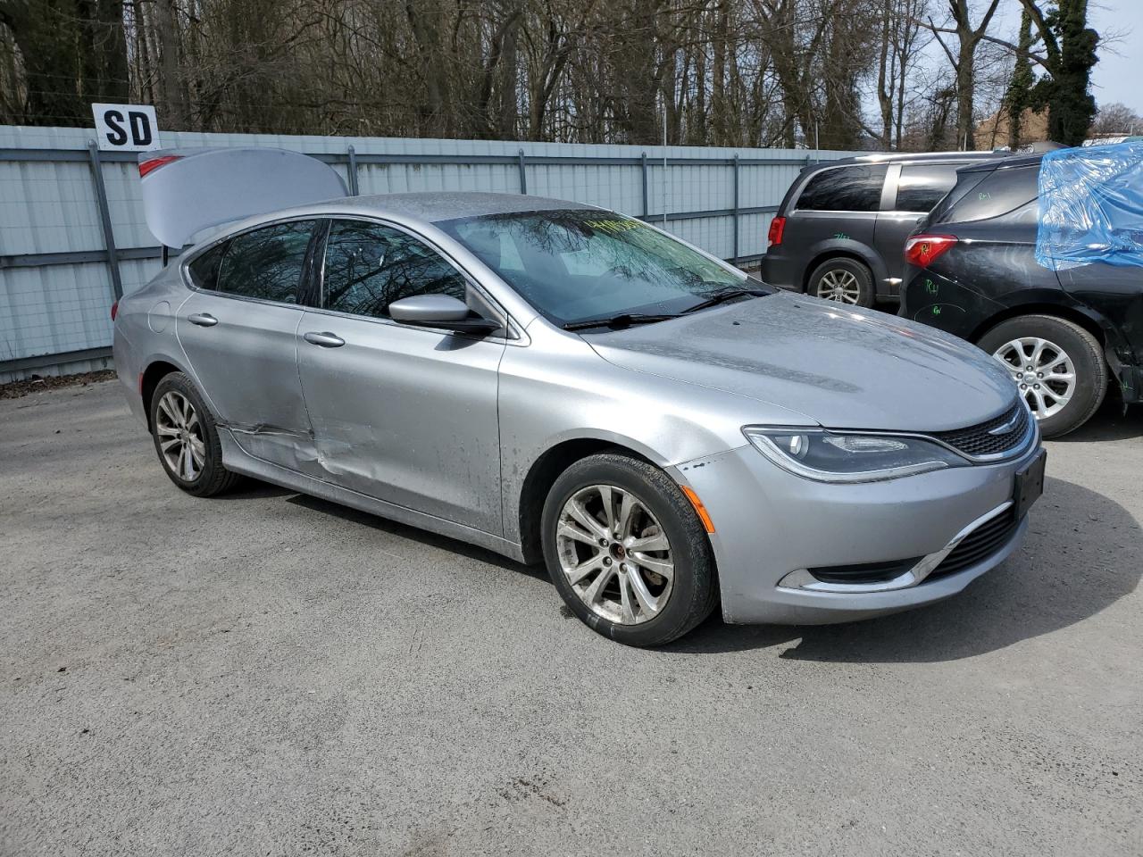 Photo 3 VIN: 1C3CCCAB6FN633589 - CHRYSLER 200 