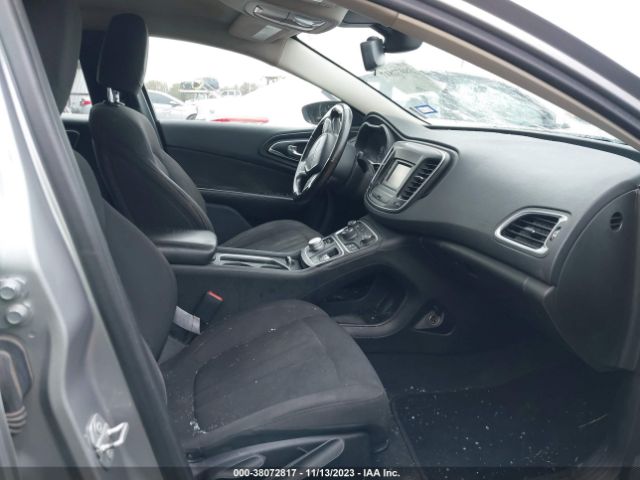 Photo 4 VIN: 1C3CCCAB6FN670495 - CHRYSLER 200 