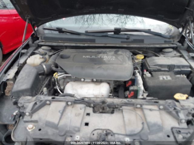 Photo 9 VIN: 1C3CCCAB6FN707531 - CHRYSLER 200 