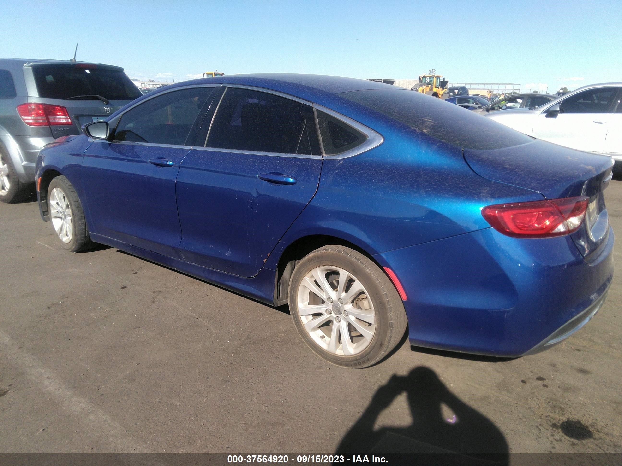 Photo 2 VIN: 1C3CCCAB6FN733773 - CHRYSLER 200 