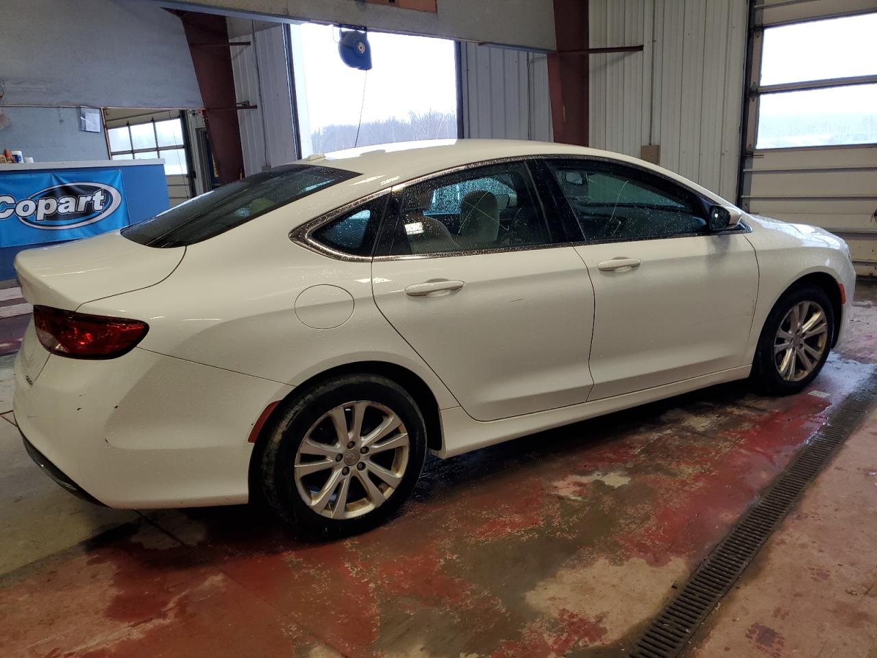 Photo 2 VIN: 1C3CCCAB6GN106136 - CHRYSLER 200 