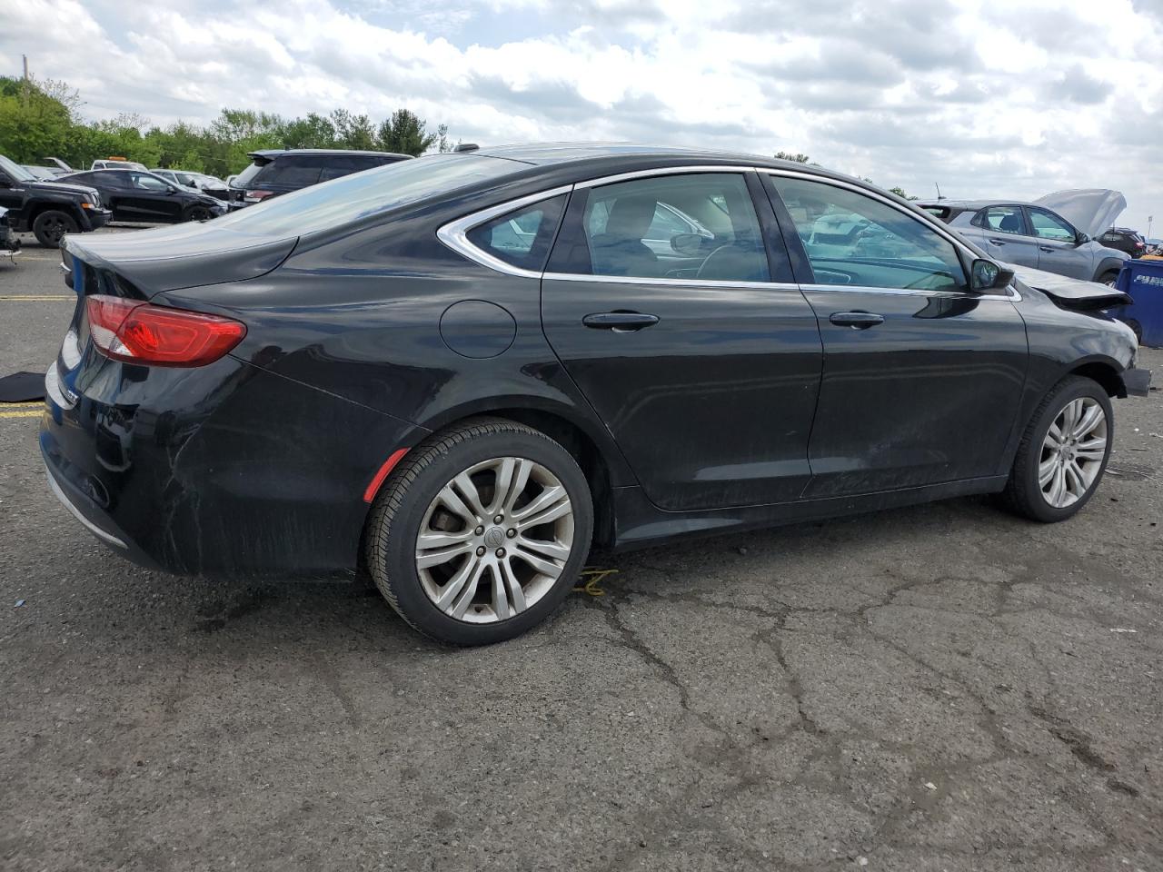 Photo 2 VIN: 1C3CCCAB6GN106864 - CHRYSLER 200 