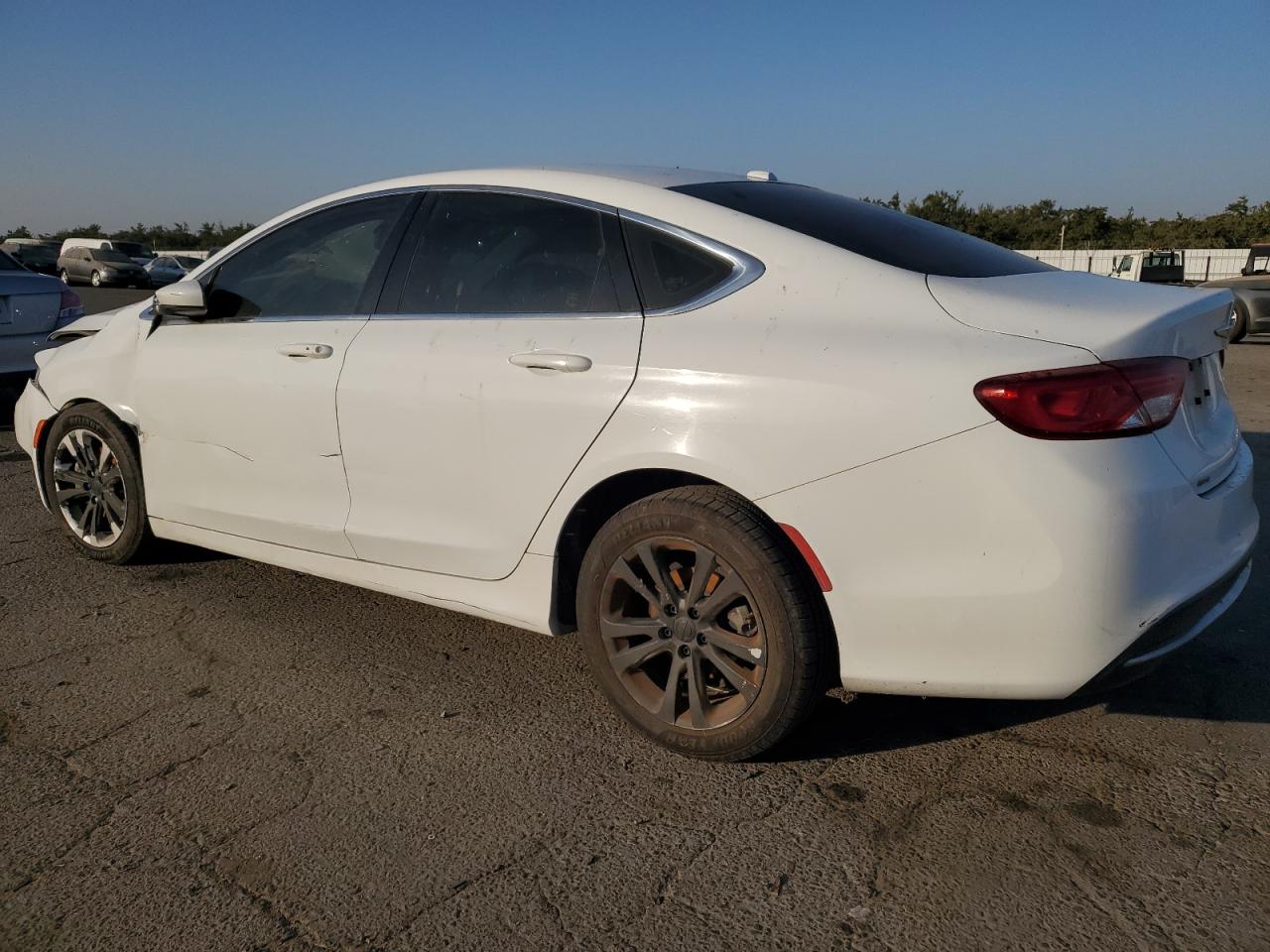 Photo 1 VIN: 1C3CCCAB6GN154655 - CHRYSLER 200 