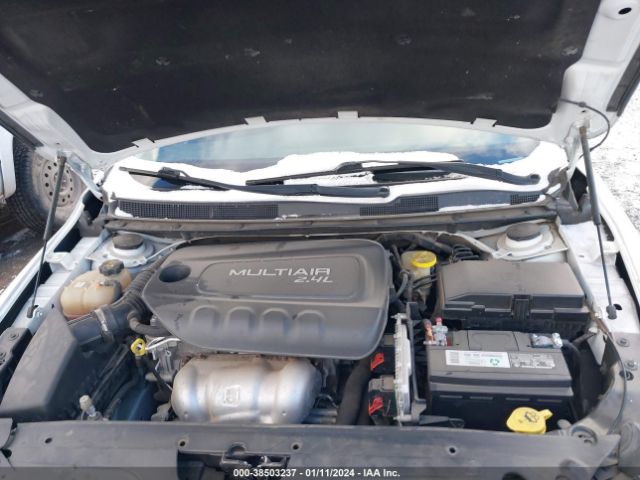 Photo 9 VIN: 1C3CCCAB6GN157734 - CHRYSLER 200 