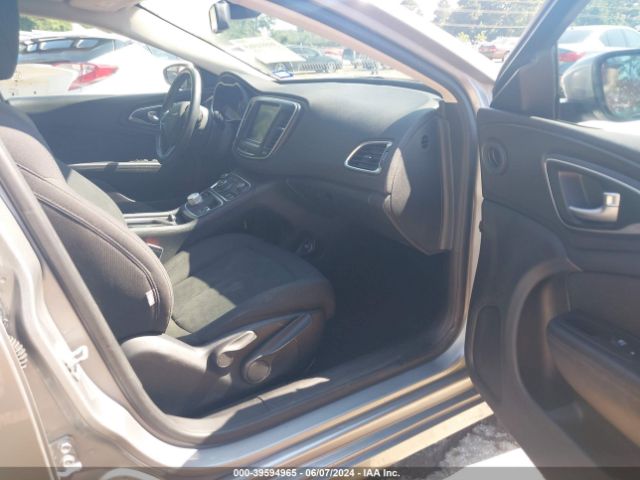 Photo 4 VIN: 1C3CCCAB6GN174419 - CHRYSLER 200 