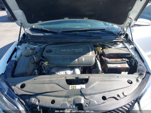 Photo 9 VIN: 1C3CCCAB7FN570292 - CHRYSLER 200 