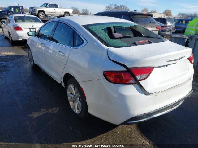 Photo 2 VIN: 1C3CCCAB7FN597704 - CHRYSLER 200 