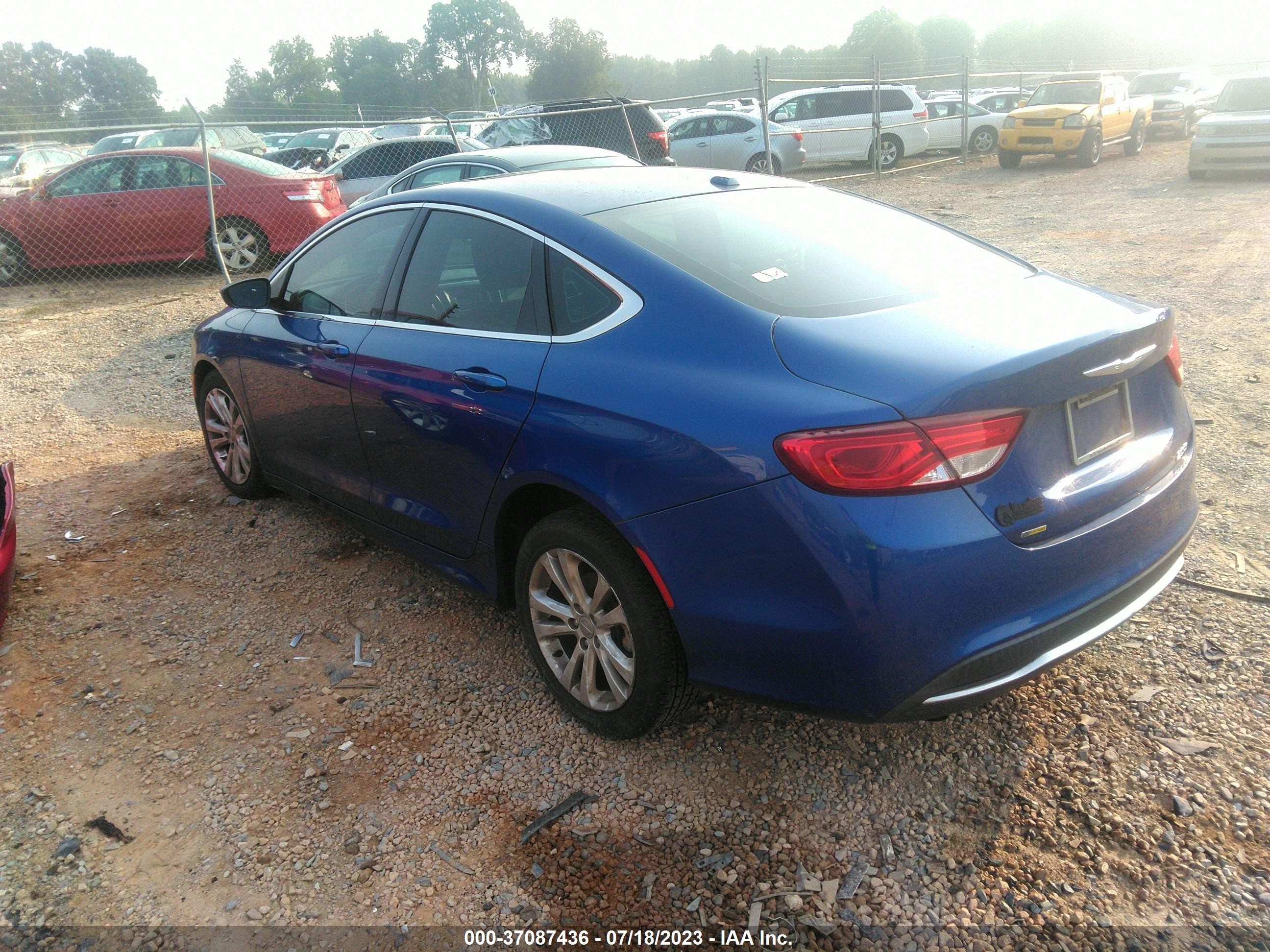 Photo 2 VIN: 1C3CCCAB7FN633147 - CHRYSLER 200 