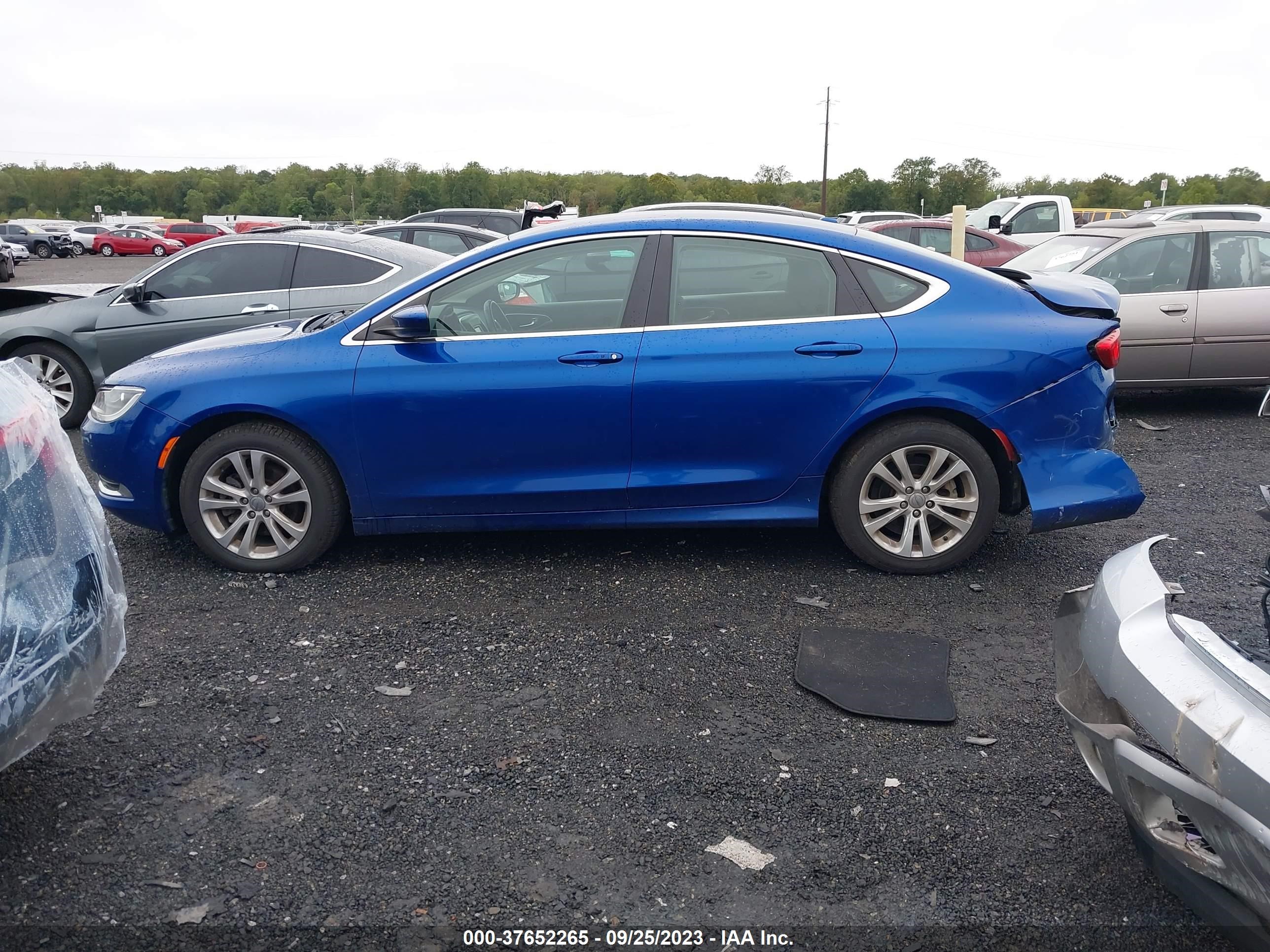 Photo 13 VIN: 1C3CCCAB7FN664401 - CHRYSLER 200 