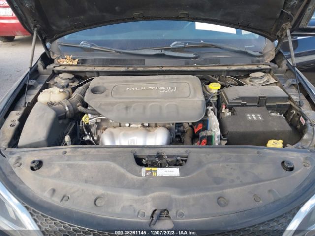 Photo 9 VIN: 1C3CCCAB7GN141820 - CHRYSLER 200 