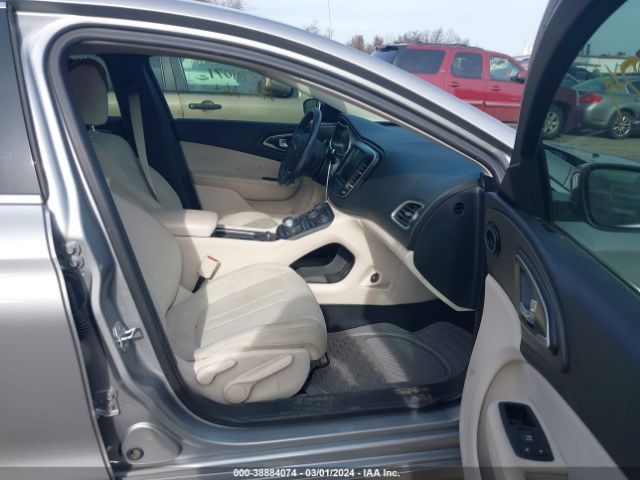 Photo 4 VIN: 1C3CCCAB7GN153840 - CHRYSLER 200 