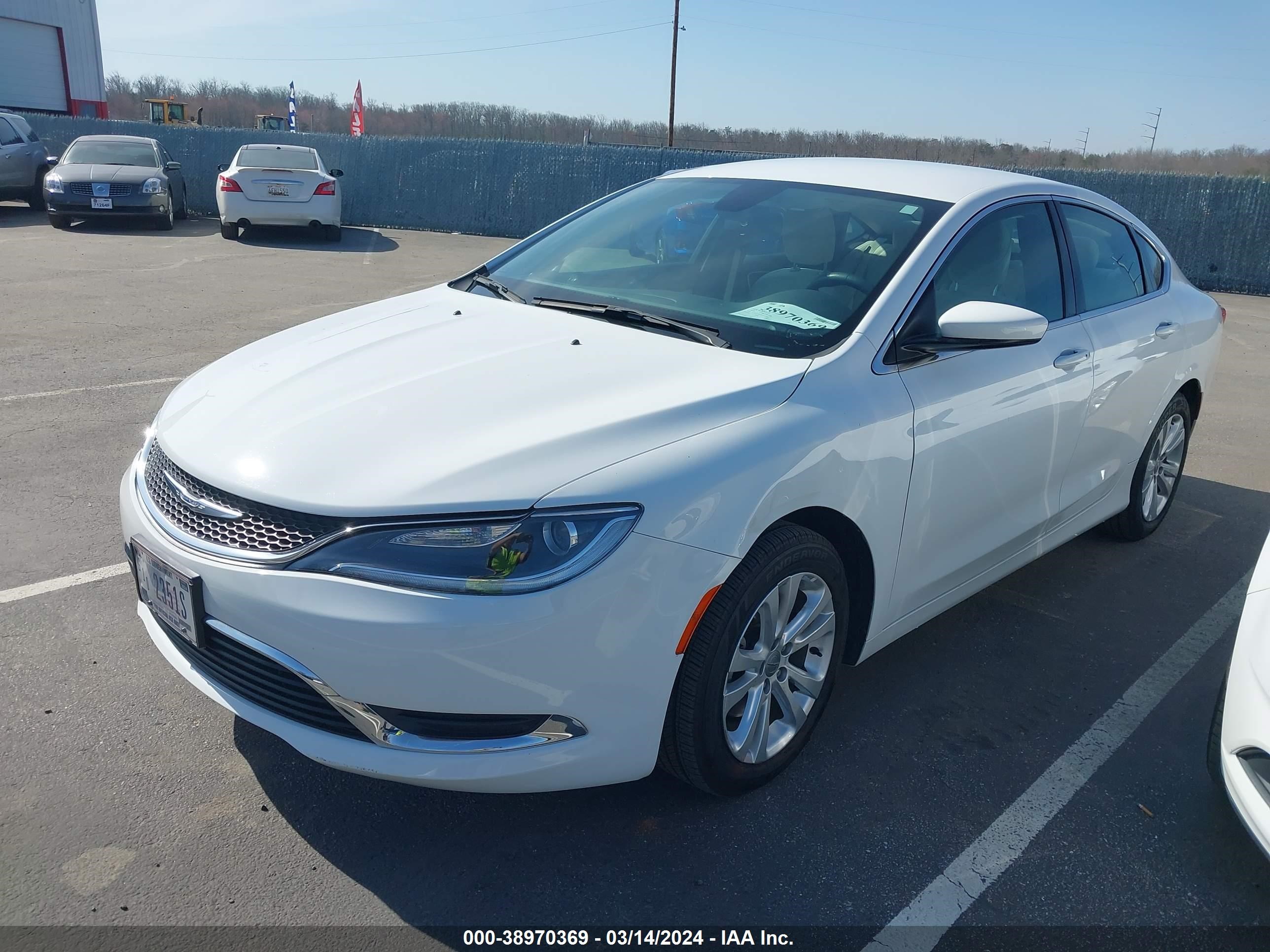 Photo 1 VIN: 1C3CCCAB7GN181461 - CHRYSLER 200 