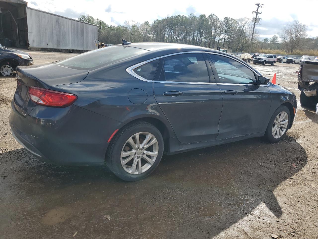 Photo 2 VIN: 1C3CCCAB7GN185929 - CHRYSLER 200 