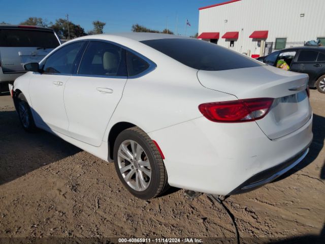 Photo 2 VIN: 1C3CCCAB8FN539374 - CHRYSLER 200 