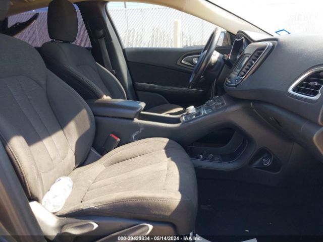 Photo 4 VIN: 1C3CCCAB8FN650166 - CHRYSLER 200 