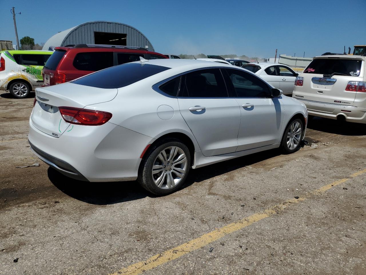 Photo 3 VIN: 1C3CCCAB8FN683314 - CHRYSLER 200 