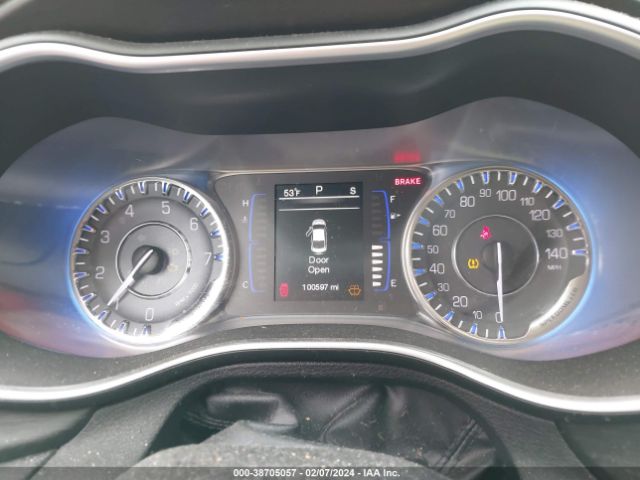 Photo 6 VIN: 1C3CCCAB8FN689999 - CHRYSLER 200 