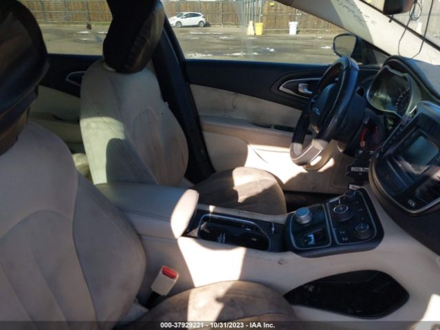 Photo 4 VIN: 1C3CCCAB8GN104274 - CHRYSLER 200 