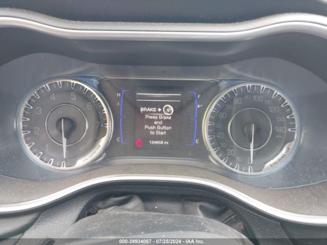 Photo 6 VIN: 1C3CCCAB8GN136948 - CHRYSLER 200 