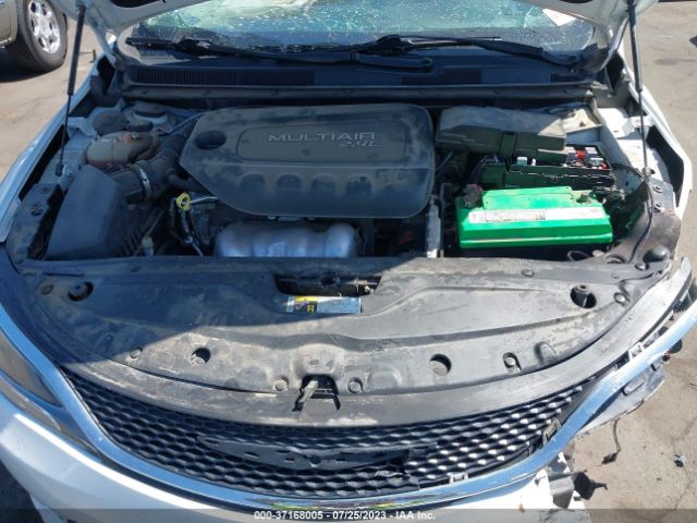 Photo 9 VIN: 1C3CCCAB8GN153314 - CHRYSLER 200 