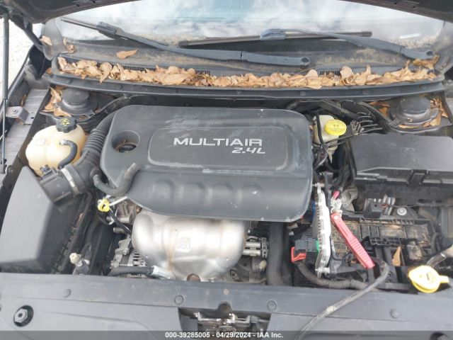 Photo 9 VIN: 1C3CCCAB8GN160778 - CHRYSLER 200 