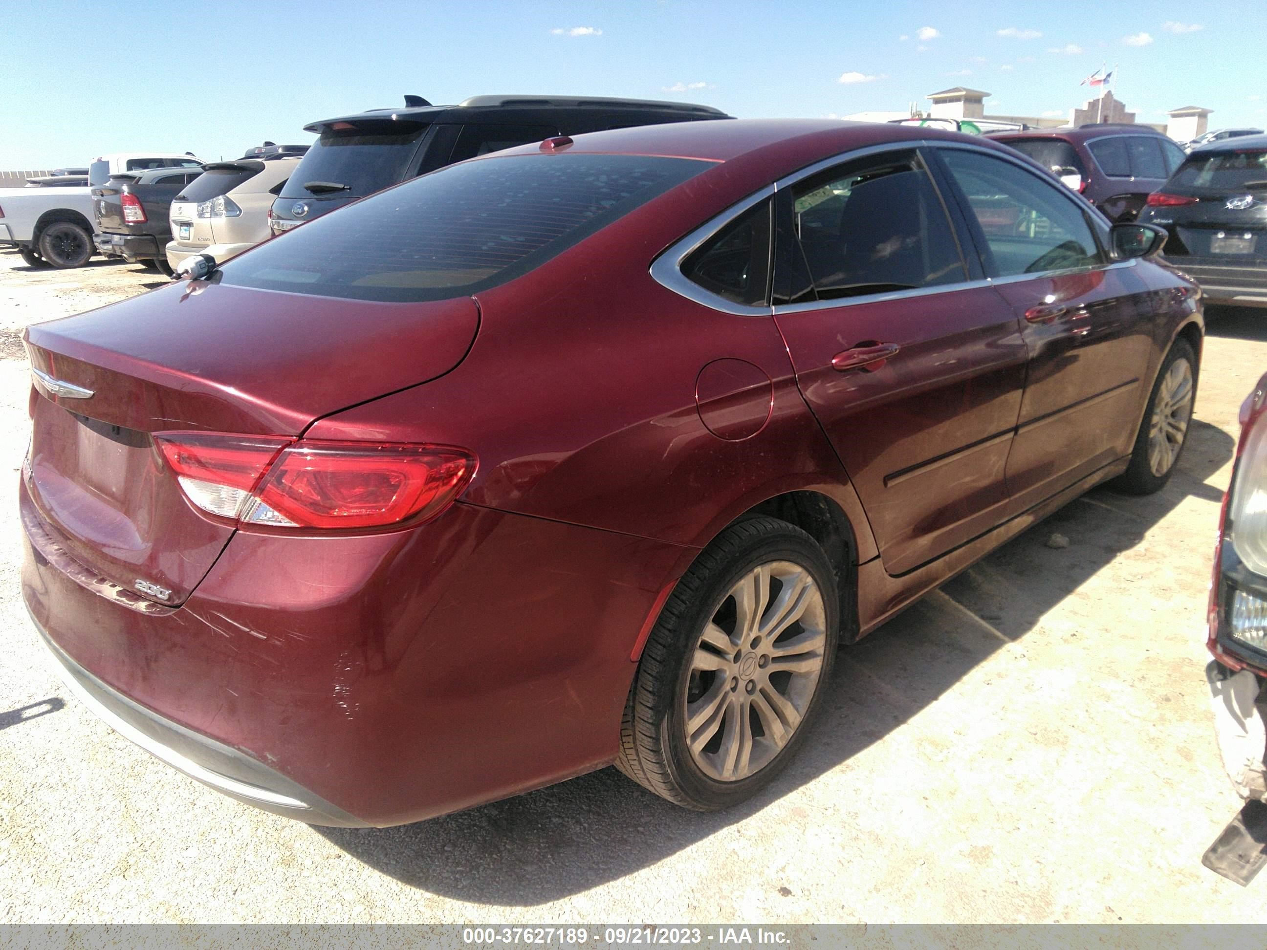 Photo 3 VIN: 1C3CCCAB9FN532353 - CHRYSLER 200 