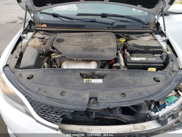 Photo 9 VIN: 1C3CCCAB9FN637121 - CHRYSLER 200 