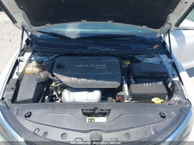 Photo 9 VIN: 1C3CCCAB9FN663315 - CHRYSLER 200 