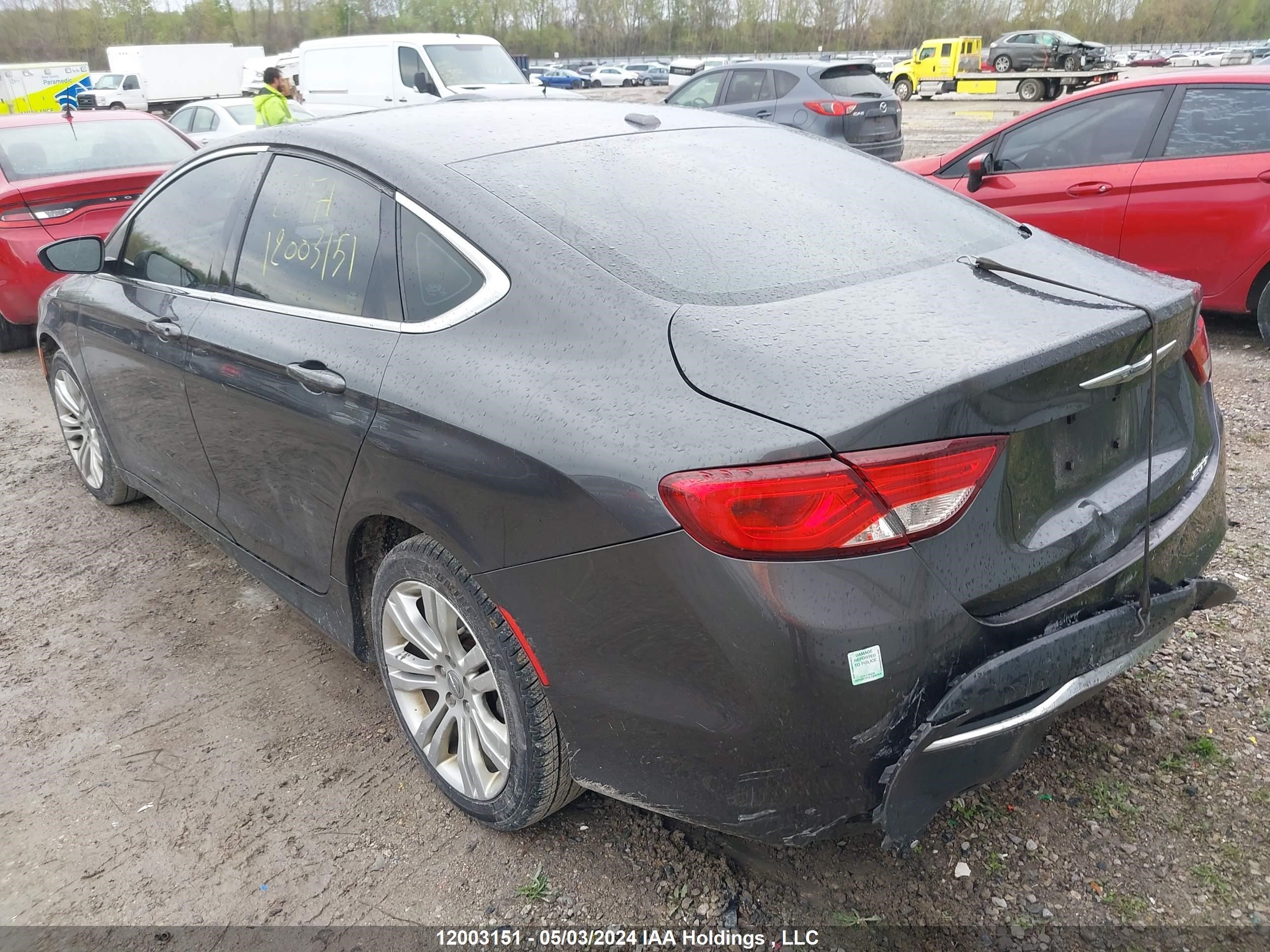 Photo 2 VIN: 1C3CCCAB9FN676274 - CHRYSLER 200 