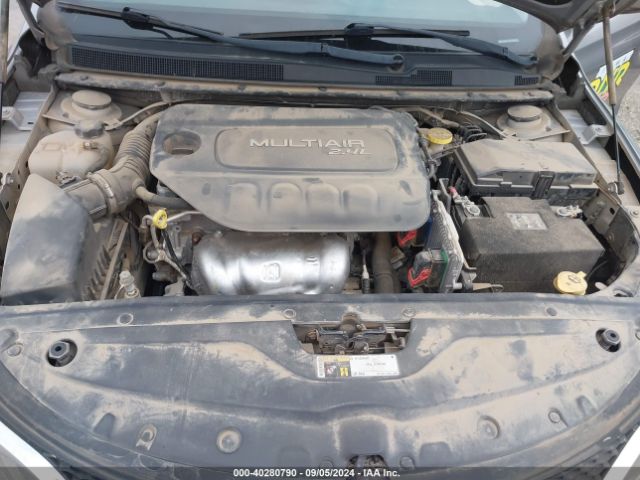 Photo 9 VIN: 1C3CCCAB9FN689235 - CHRYSLER 200 