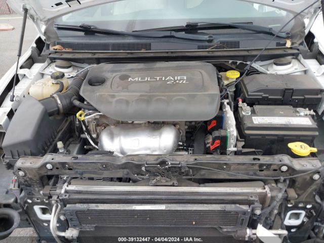 Photo 9 VIN: 1C3CCCAB9FN691793 - CHRYSLER 200 