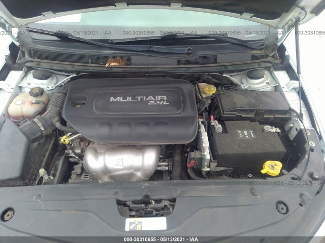 Photo 9 VIN: 1C3CCCAB9GN152530 - CHRYSLER 200 