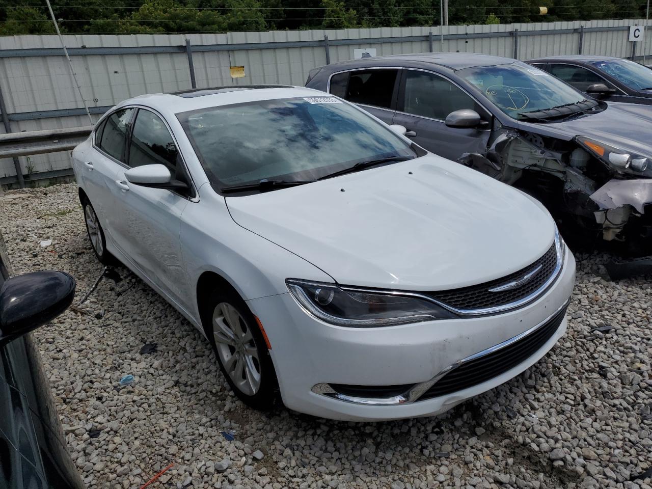 Photo 3 VIN: 1C3CCCABXFN637077 - CHRYSLER 200 