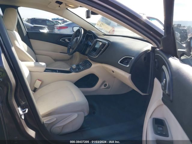 Photo 4 VIN: 1C3CCCABXFN676784 - CHRYSLER 200 