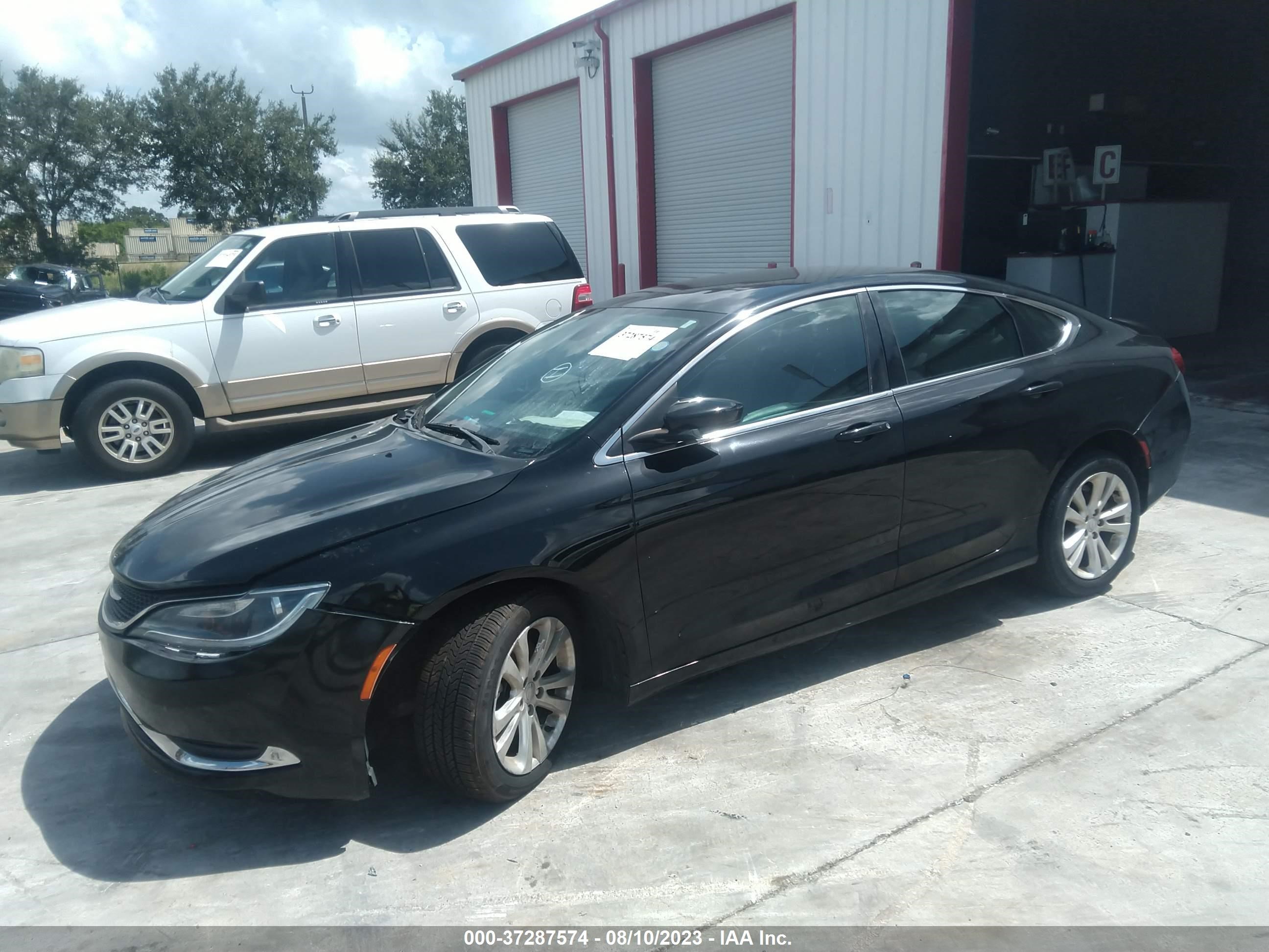 Photo 1 VIN: 1C3CCCABXGN136160 - CHRYSLER 200 