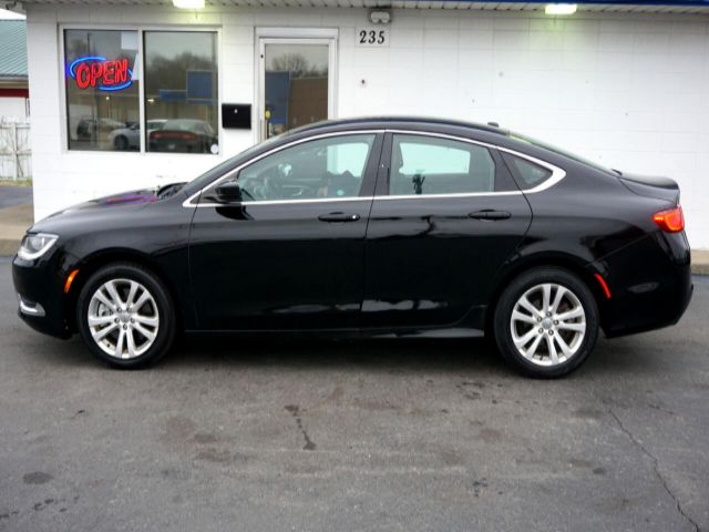 Photo 1 VIN: 1C3CCCAG1FN757927 - CHRYSLER 200 