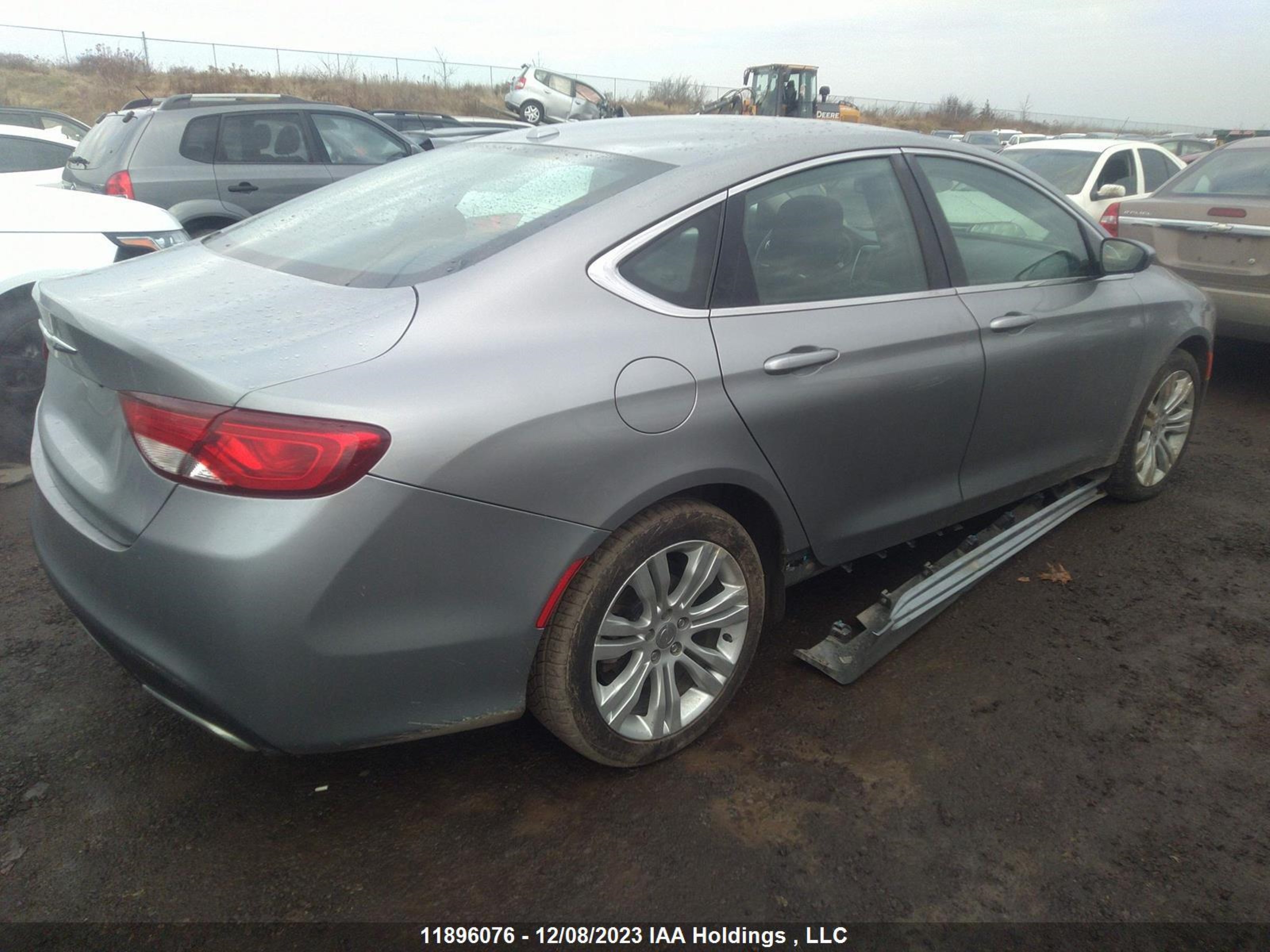 Photo 3 VIN: 1C3CCCAG4FN500762 - CHRYSLER 200 