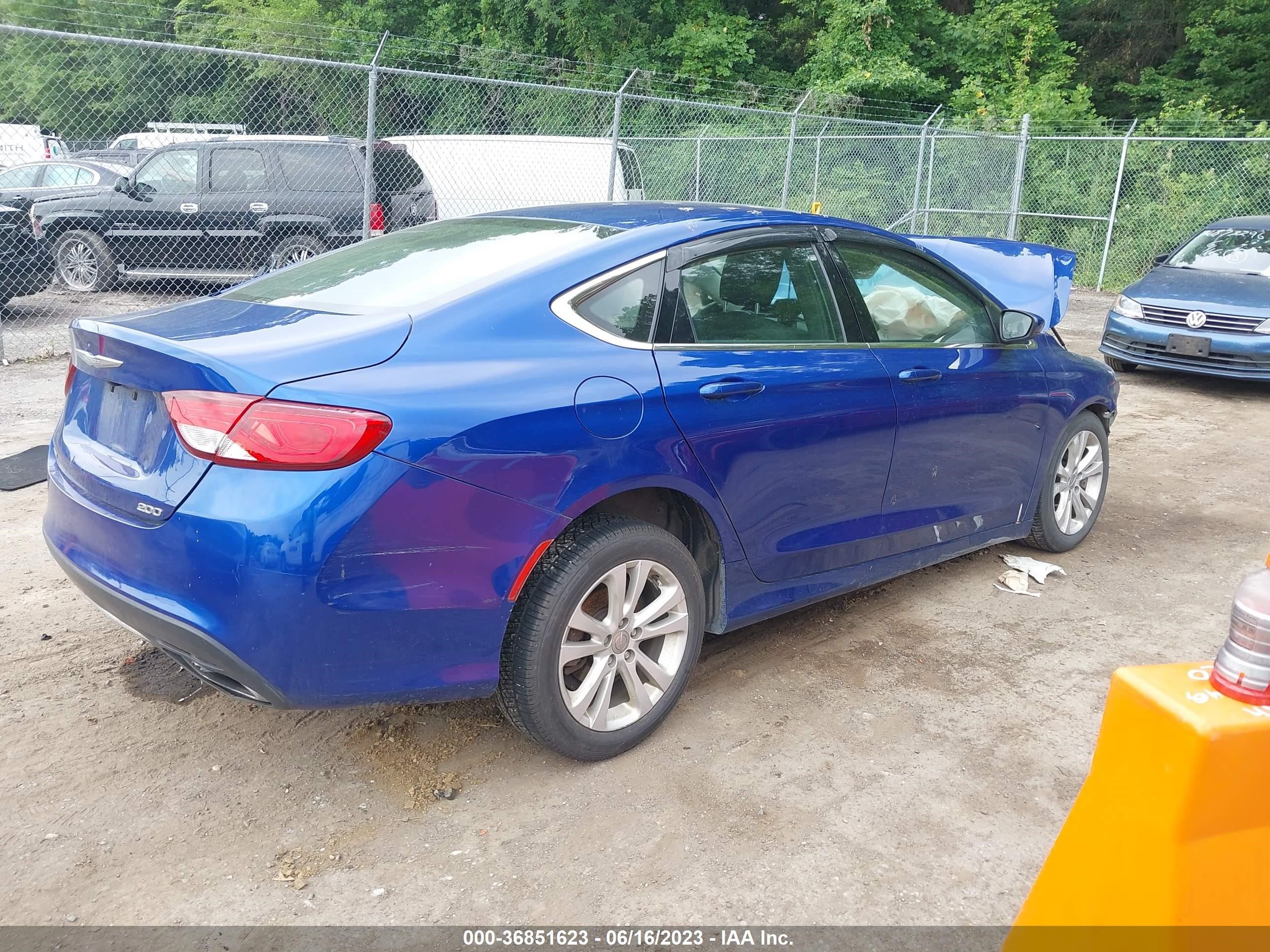 Photo 3 VIN: 1C3CCCAG6GN148477 - CHRYSLER 200 