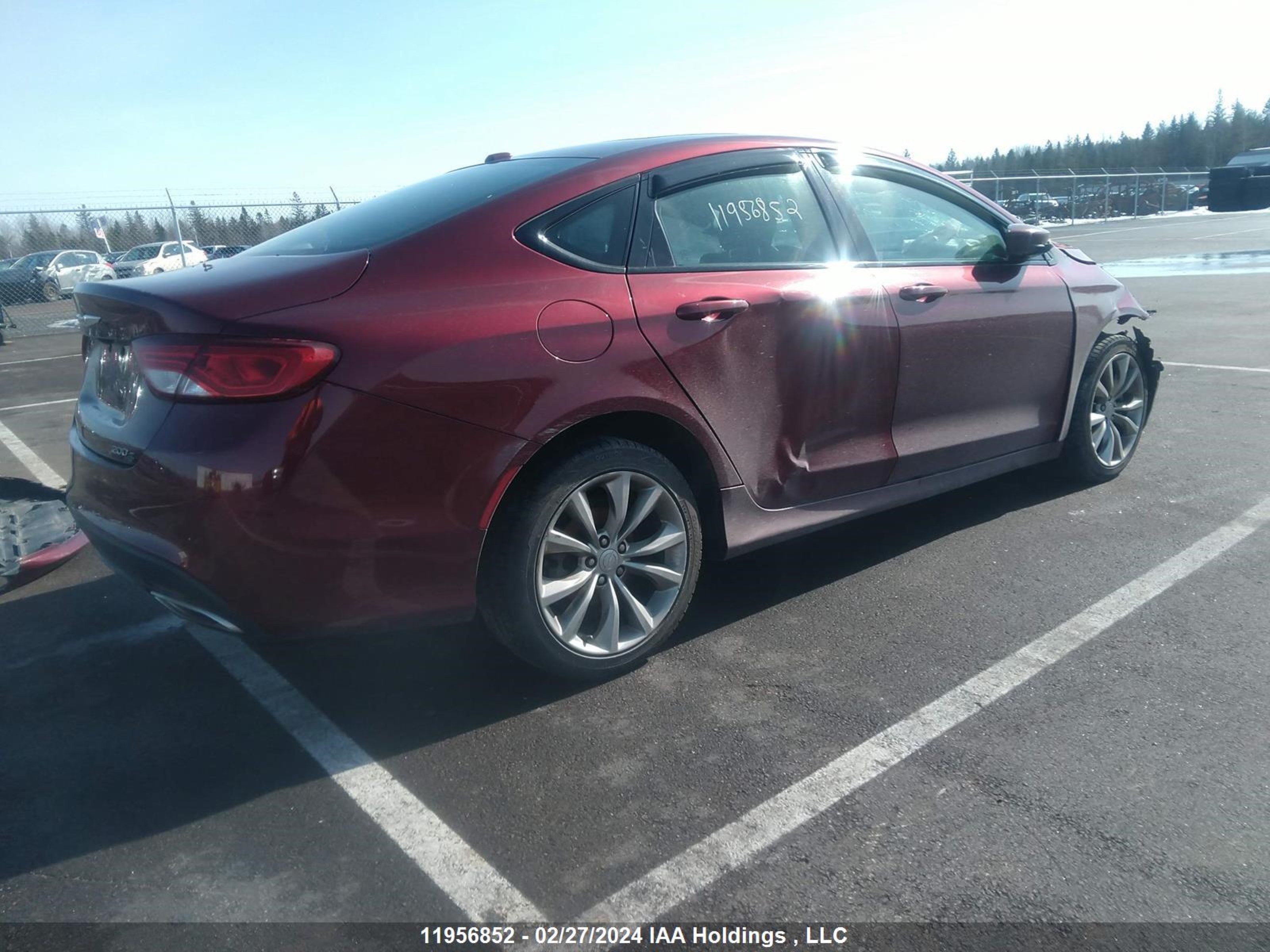 Photo 3 VIN: 1C3CCCBB0FN645462 - CHRYSLER 200 