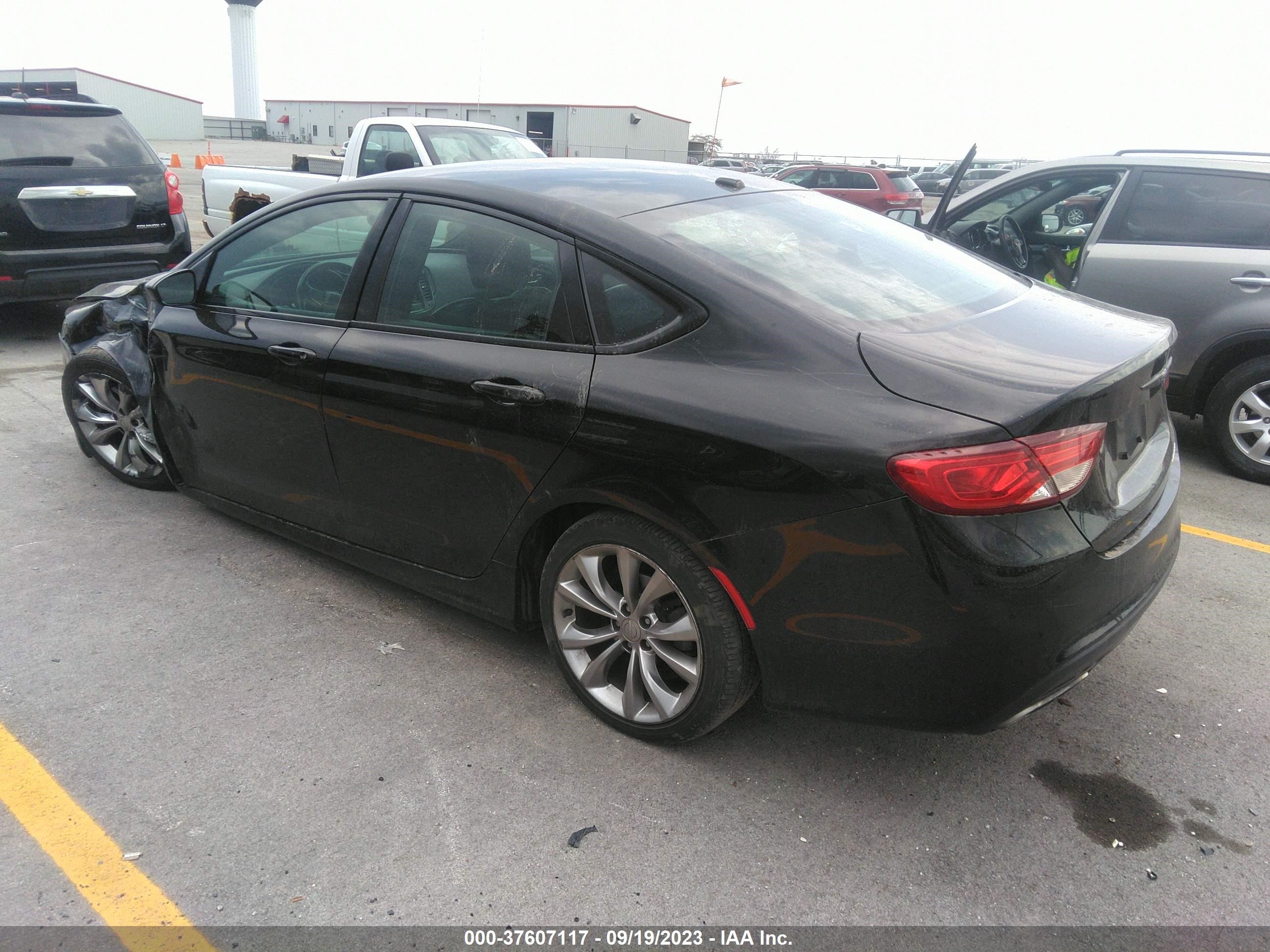 Photo 2 VIN: 1C3CCCBB1FN717494 - CHRYSLER 200 