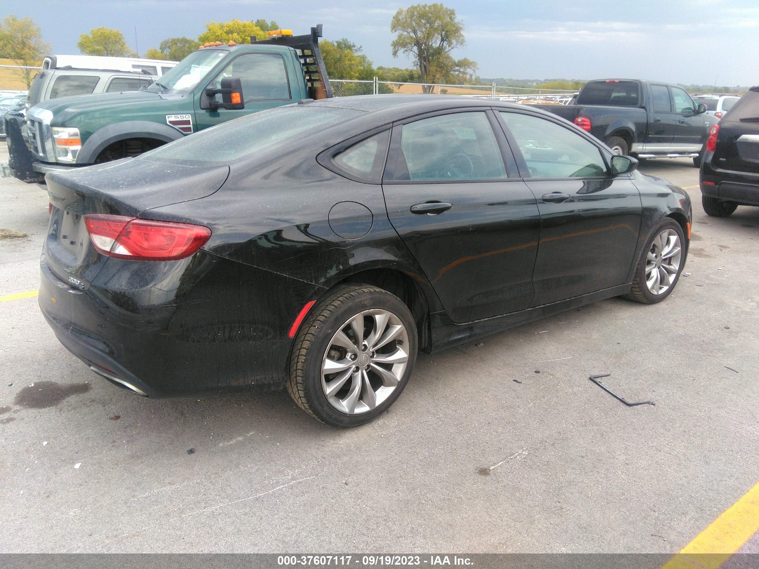 Photo 3 VIN: 1C3CCCBB1FN717494 - CHRYSLER 200 