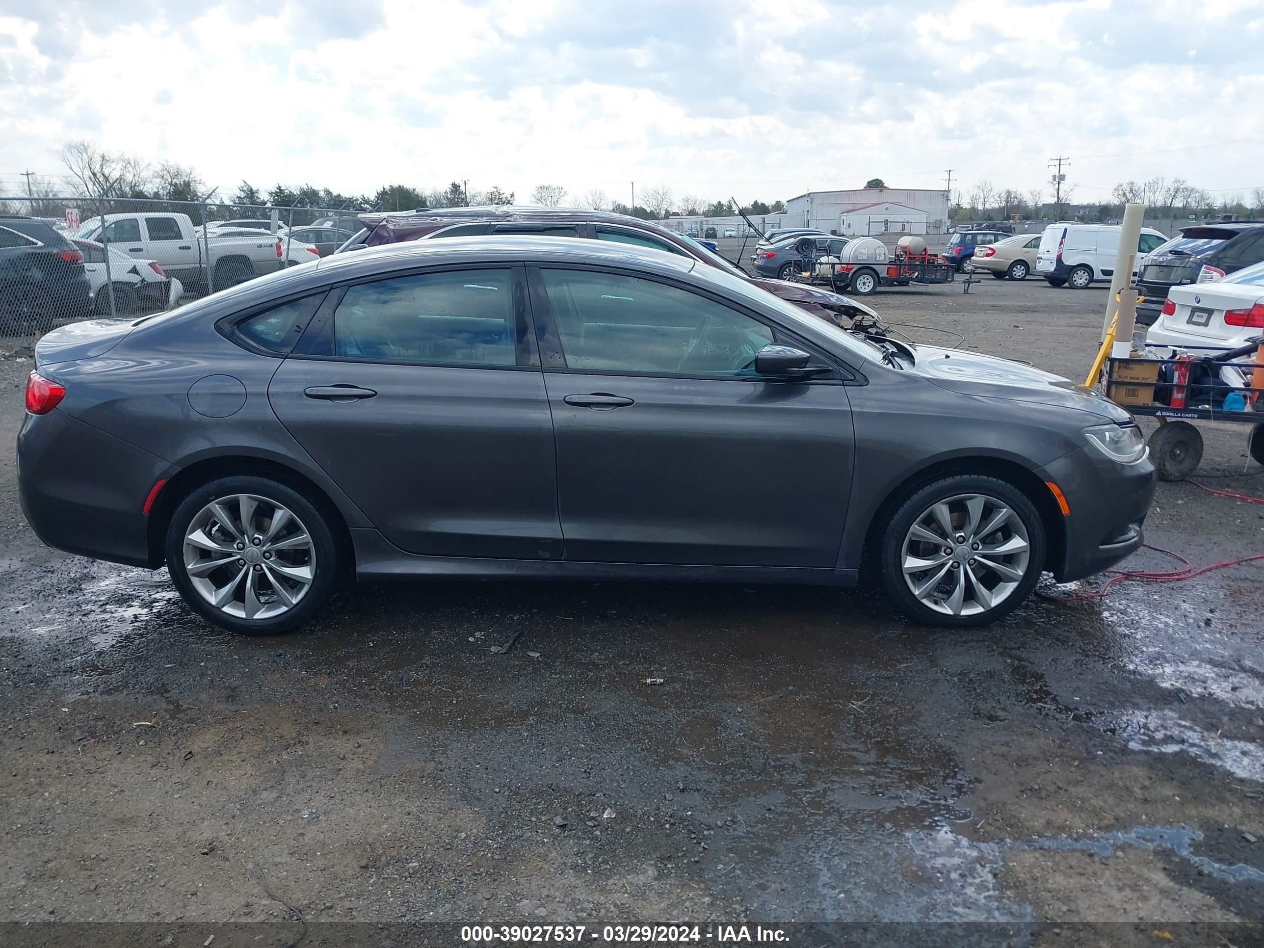 Photo 12 VIN: 1C3CCCBB3FN642233 - CHRYSLER 200 