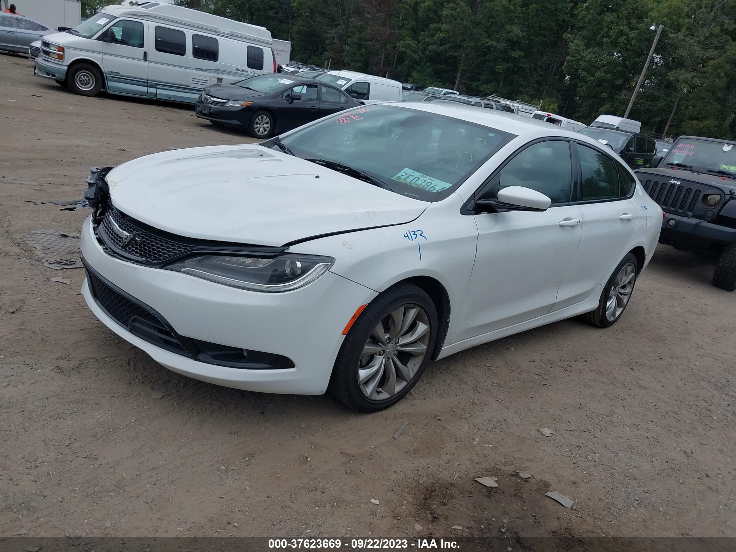 Photo 1 VIN: 1C3CCCBB3FN658951 - CHRYSLER 200 