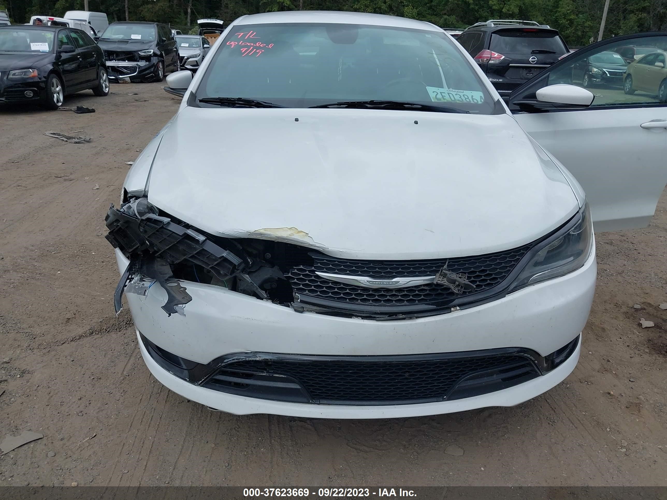 Photo 5 VIN: 1C3CCCBB3FN658951 - CHRYSLER 200 