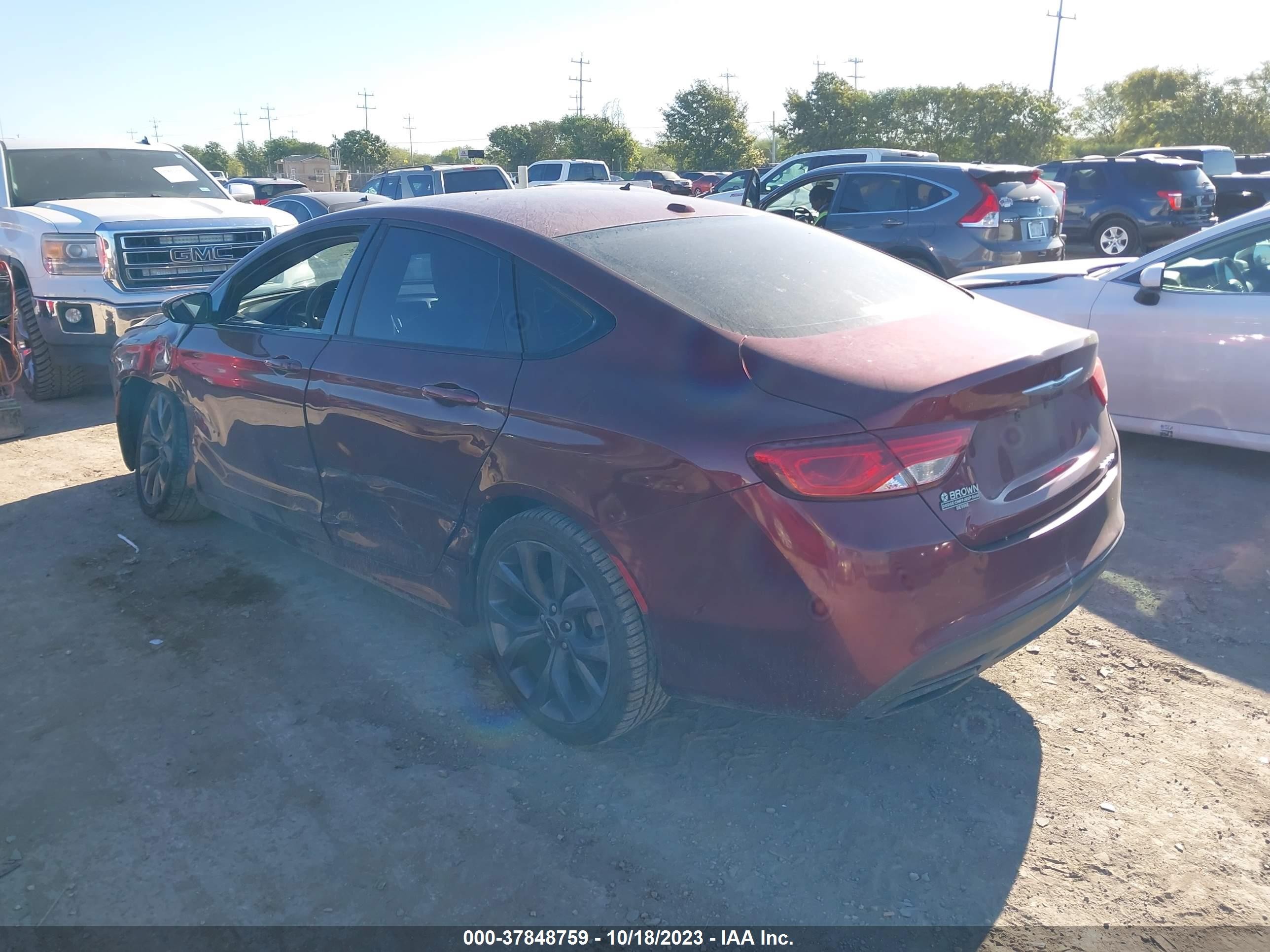 Photo 2 VIN: 1C3CCCBB3FN683350 - CHRYSLER 200 