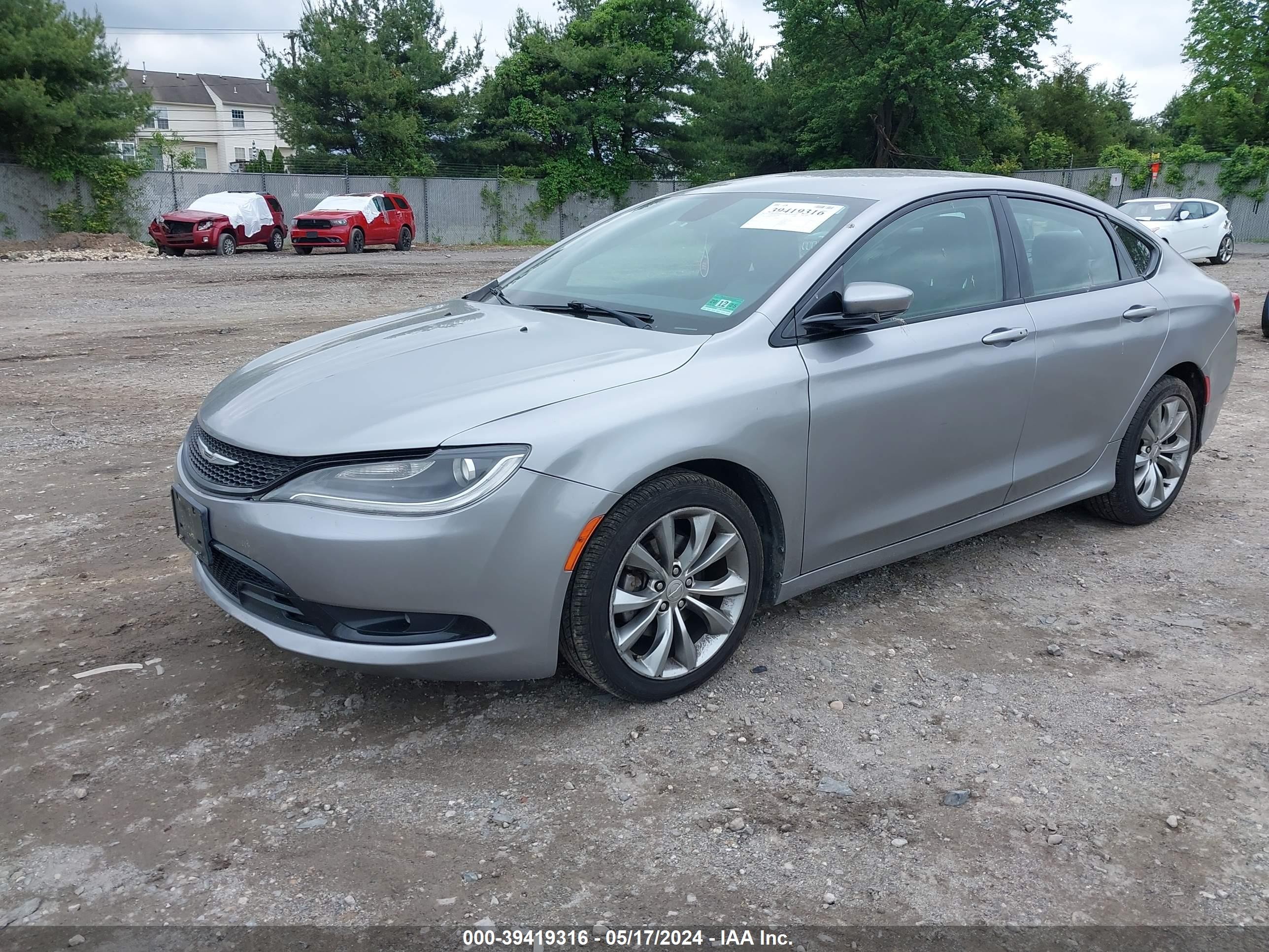 Photo 1 VIN: 1C3CCCBB4FN675757 - CHRYSLER 200 