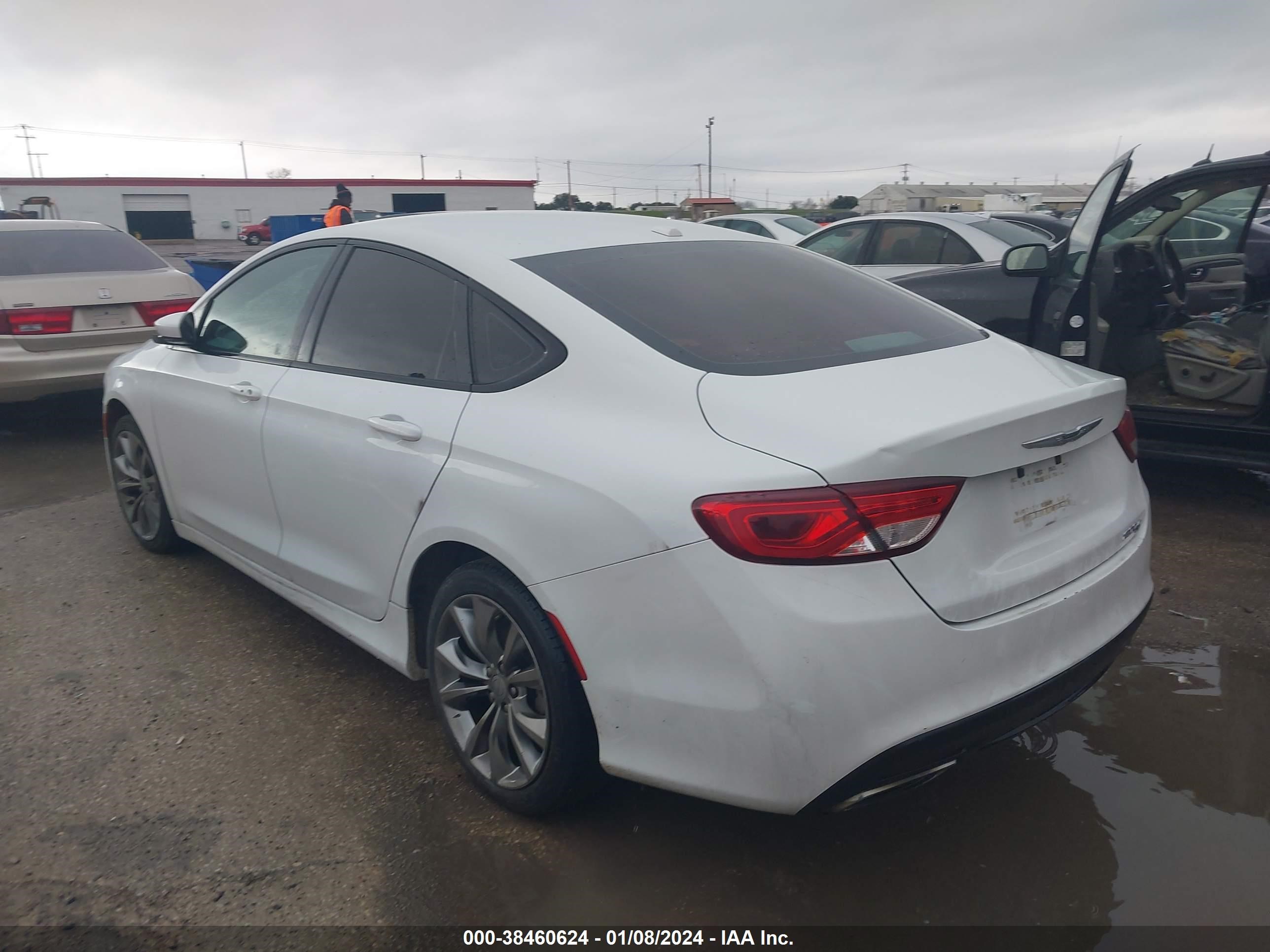 Photo 2 VIN: 1C3CCCBB7FN595904 - CHRYSLER 200 