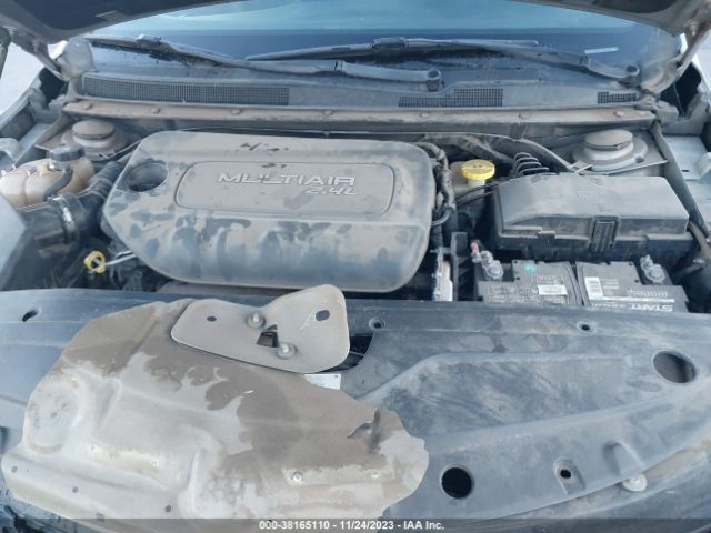 Photo 9 VIN: 1C3CCCBB7FN696490 - CHRYSLER 200 