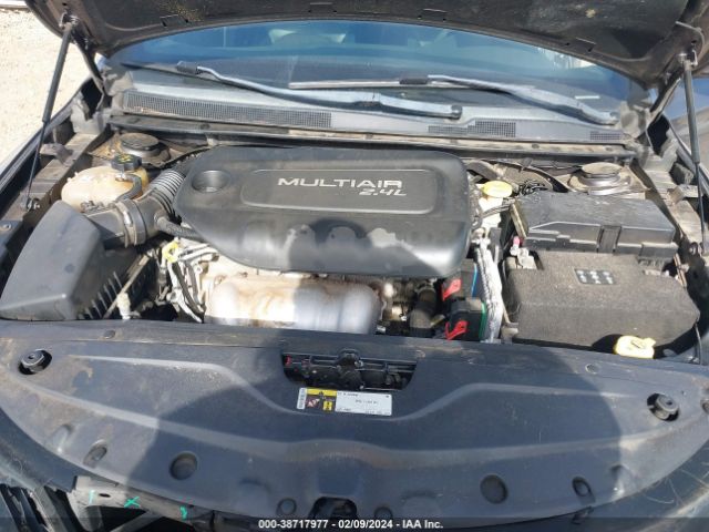 Photo 9 VIN: 1C3CCCBB8FN721929 - CHRYSLER 200 