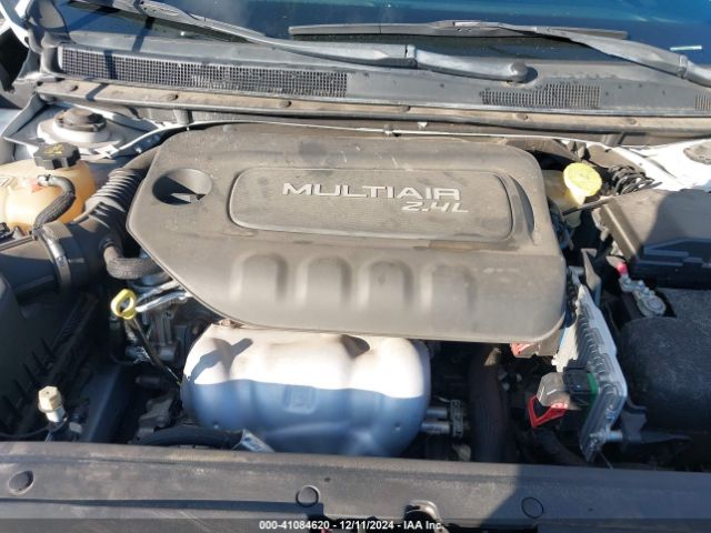 Photo 9 VIN: 1C3CCCBB9FN566341 - CHRYSLER 200 